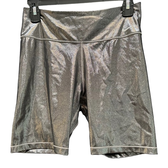 Nike Bike shorts - Picture 1 of 3